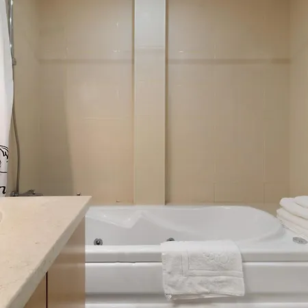 Brisamar - Casa Com Piscina Feriehus
